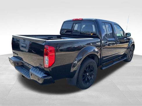 Used 2019 Nissan Frontier SV w/ Value Truck Package image 5