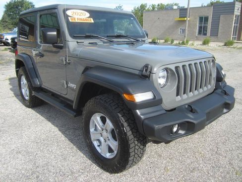 Used 2020 Jeep Wrangler Sport AWD/4WD image 2