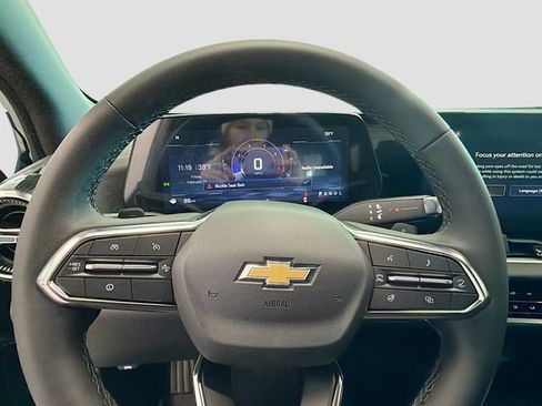 New 2026 Chevrolet Equinox LT w/ Safety and Technology Package image 11