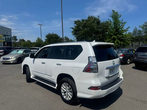 Used 2015 Lexus GX 460 w/ Premium Package AWD/4WD image 8