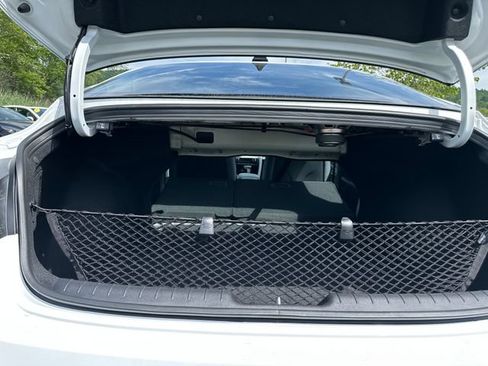 New 2026 Hyundai Elantra Limited FWD image 23