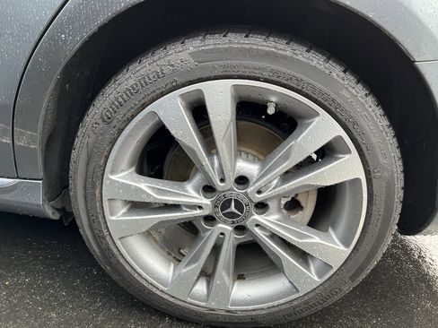 Certified 2018 Mercedes-Benz C 300 4MATIC Sedan image 13