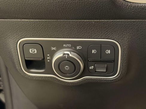 Certified 2026 Mercedes-Benz GLB 250 4MATIC image 21