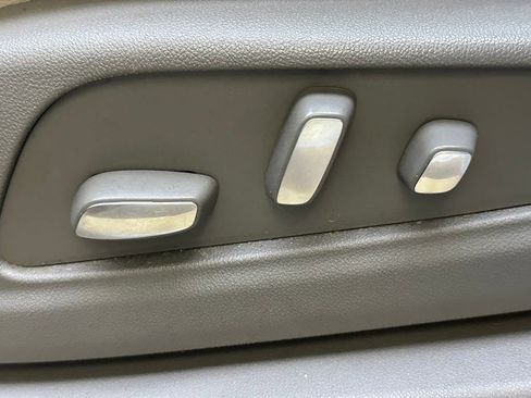 Used 2021 Cadillac XT6 Premium Luxury image 23