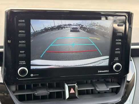 Used 2022 Toyota Corolla LE FWD image 21
