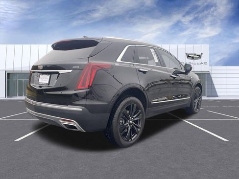Certified 2024 Cadillac XT5 Premium Luxury image 8