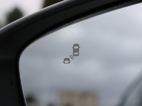 Certified 2018 Honda Accord EX image 31