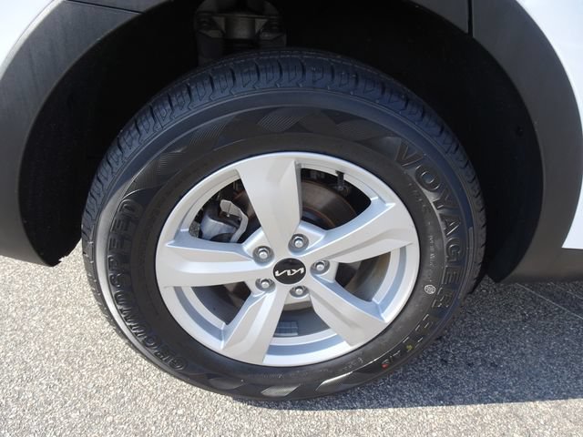 Used 2023 Kia Sorento LX FWD image 33