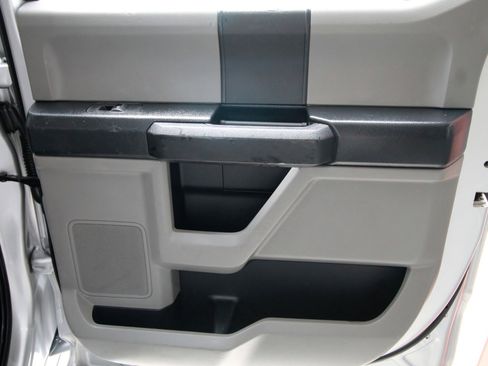 Used 2019 Ford F350 XL w/ STX Appearance Package image 40