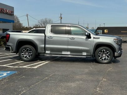 New 2026 GMC Sierra 1500 SLT w/ SLT Premium Package