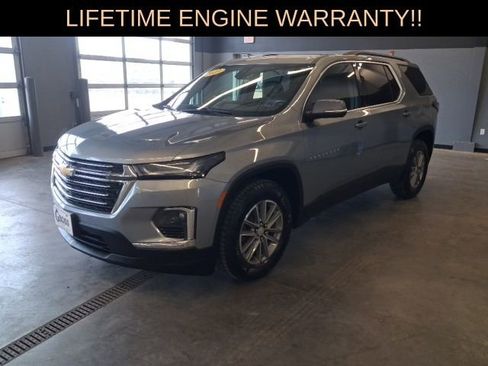 Used 2023 Chevrolet Traverse LT image 4