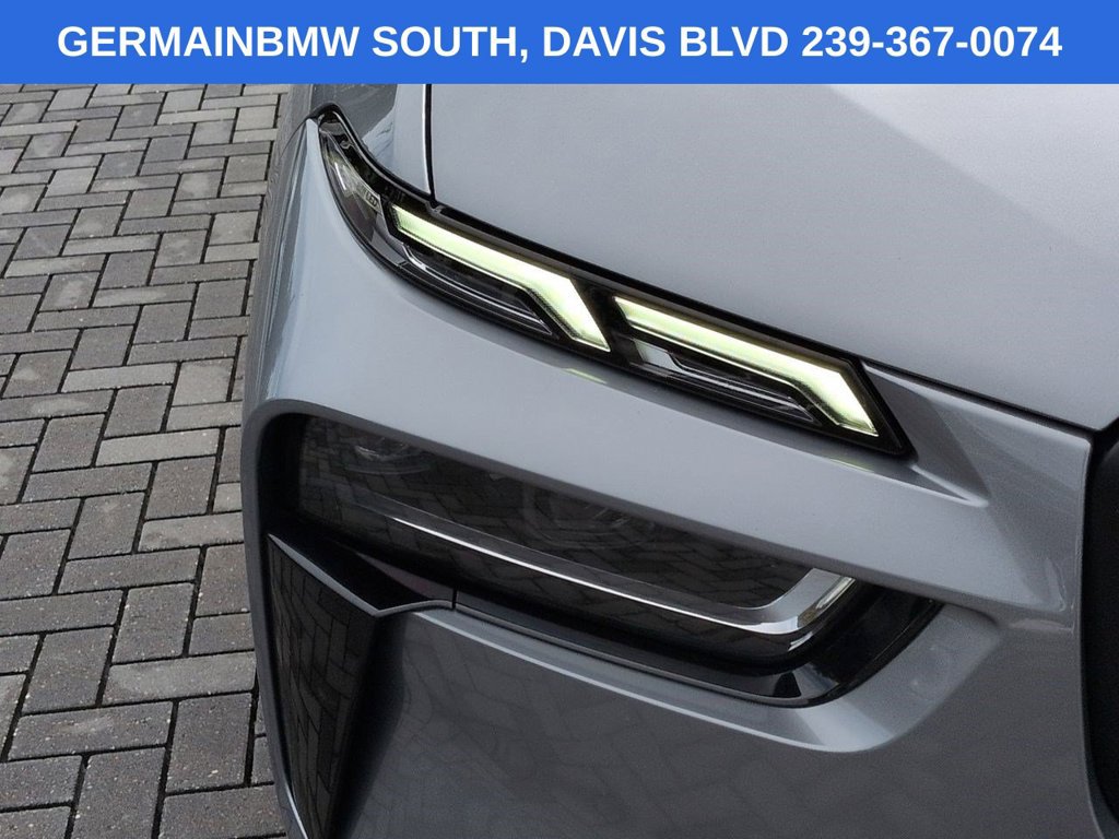 Certified 2024 BMW X7 M60i w/ Executive Package AWD/4WD image 11