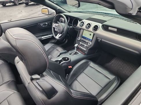 Used 2021 Ford Mustang Premium image 17