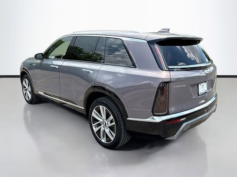 New 2026 Cadillac Vistiq Luxury image 7