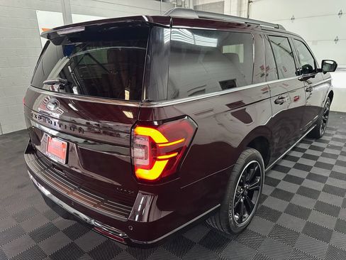 Used 2023 Ford Expedition Max Limited AWD/4WD image 9