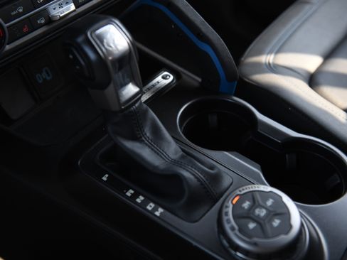 Used 2023 Ford Bronco Black Diamond w/ Sasquatch Package AWD/4WD image 25