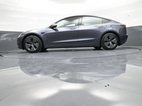 Used 2023 Tesla Model 3 Standard Range RWD image 35