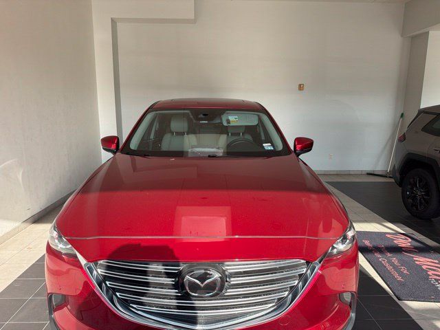 Used 2021 MAZDA CX-9 Touring w/ Touring Premium Package FWD image 2