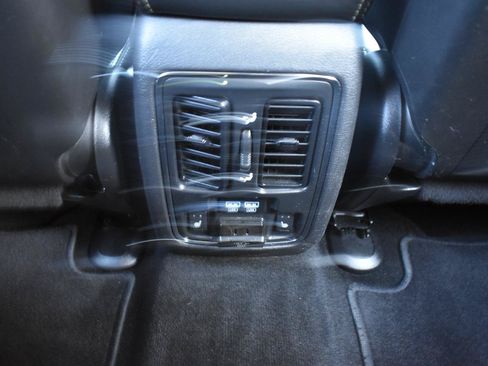 Used 2014 Jeep Grand Cherokee SRT AWD/4WD image 40