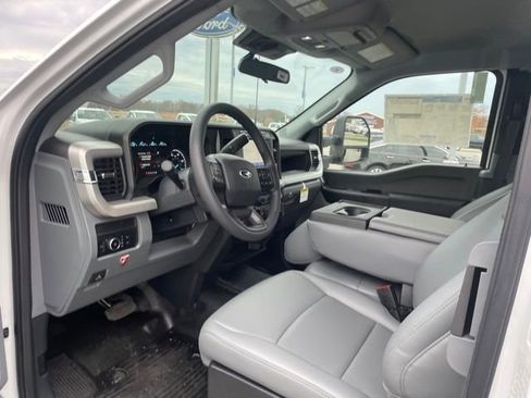 New 2024 Ford F450 XL image 30