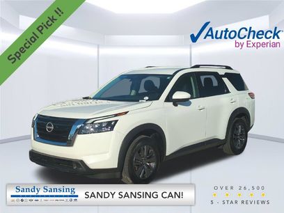 Used 2025 Nissan Pathfinder SV