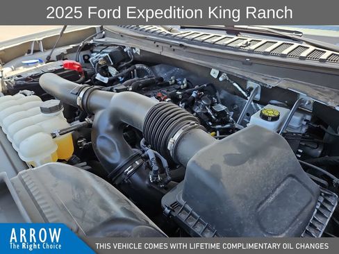 Used 2025 Ford Expedition King Ranch AWD/4WD image 15
