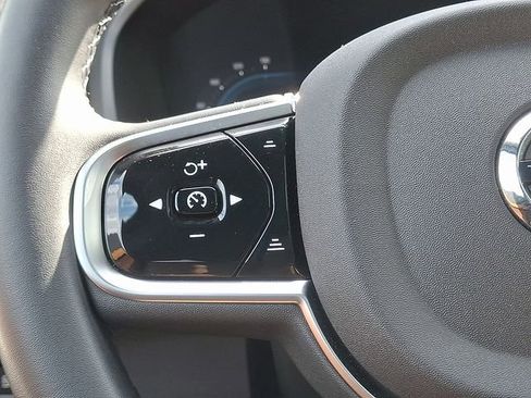 Used 2025 Volvo XC90 T8 Plus AWD/4WD image 23