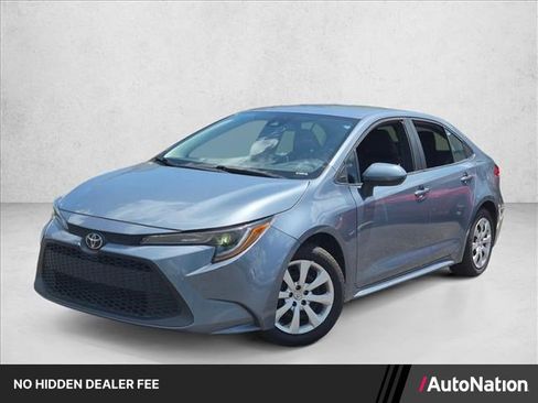 Used 2020 Toyota Corolla LE FWD image 1