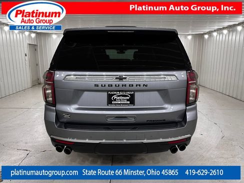 Used 2022 Chevrolet Suburban Premier w/ Max Trailering Package AWD/4WD image 4