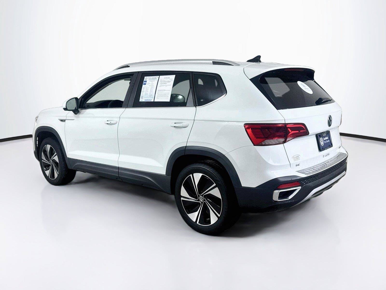 Certified 2023 Volkswagen Taos SE AWD/4WD image 7