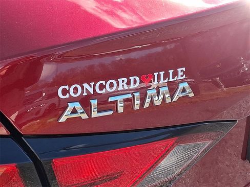 Used 2022 Nissan Altima 2.5 SR image 30