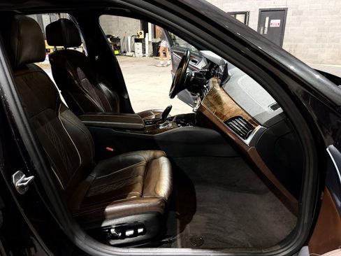 Used 2017 BMW 530i RWD image 26