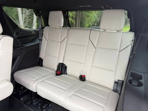 Used 2024 Cadillac Escalade Sport w/ LPO, ONYX Package AWD/4WD image 32