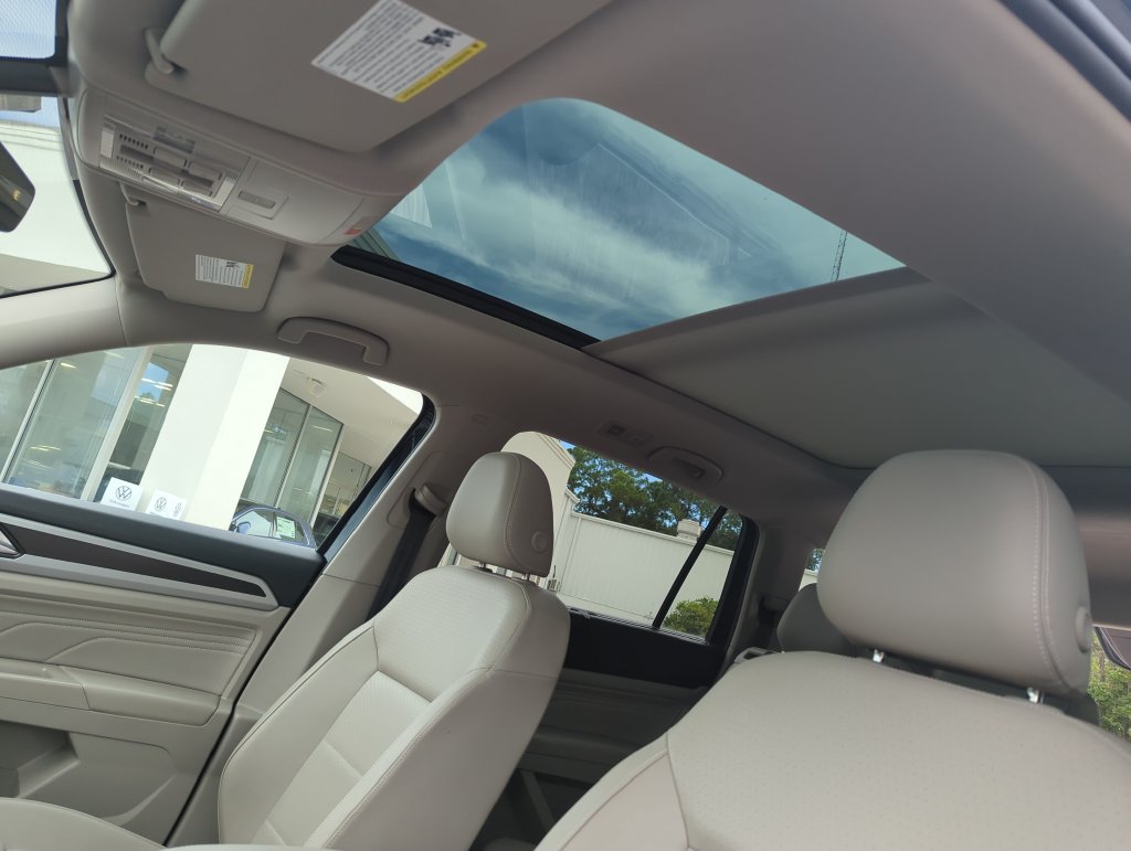 Certified 2023 Volkswagen Atlas SE w/ Panoramic Sunroof Package FWD image 28