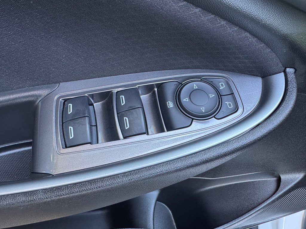 Used 2023 Chevrolet Malibu LS w/ Driver Confidence Package FWD image 12