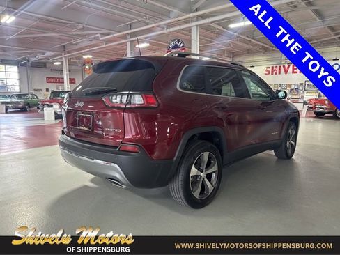 Certified 2021 Jeep Cherokee Limited w/ Elite Package image 5