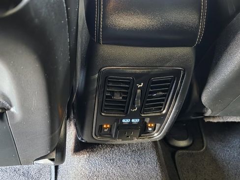 Used 2018 Dodge Durango SRT w/ SRT Interior Appearance Group AWD/4WD image 14