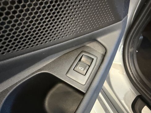 Used 2023 BMW 330i xDrive Sedan w/ M Sport Package image 37