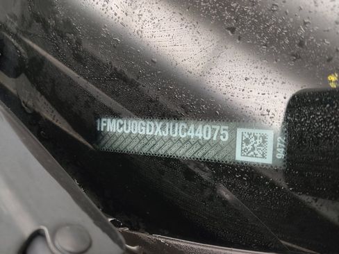 Used 2018 Ford Escape SE FWD image 33