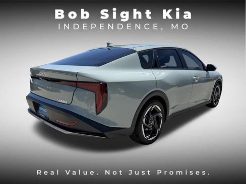 Certified 2025 Kia K4 EX FWD image 11