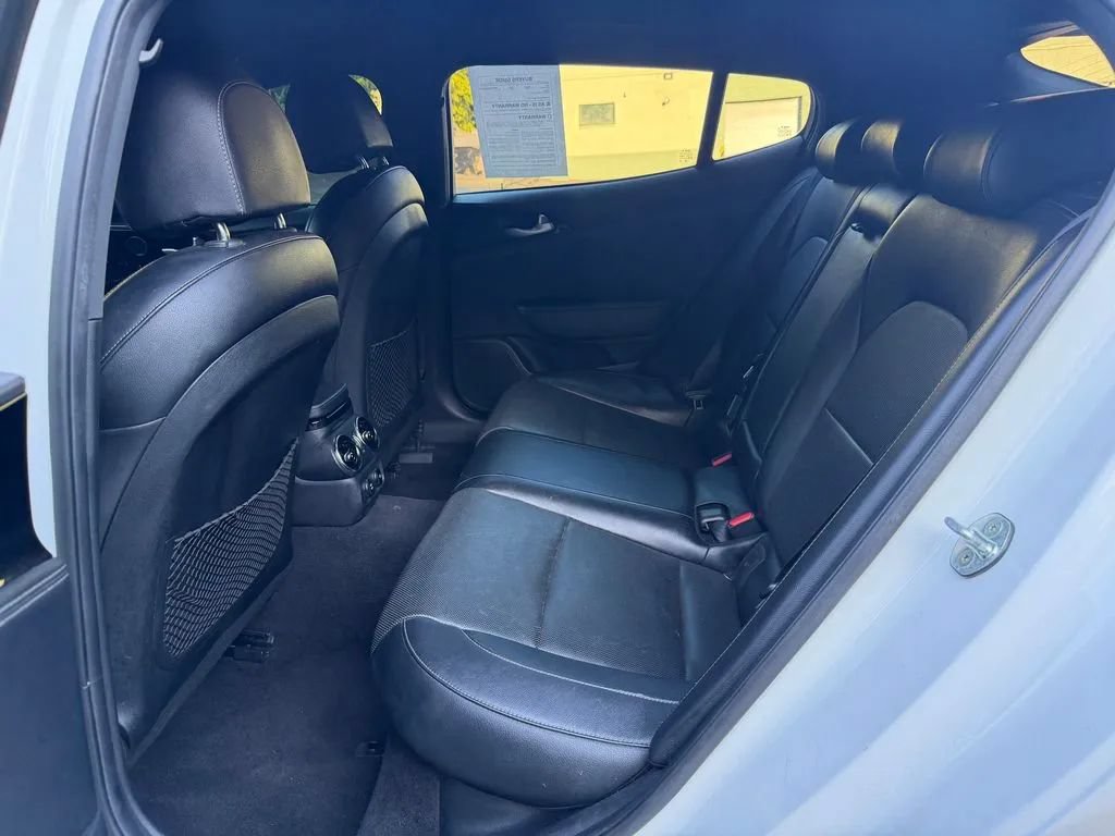 Used 2022 Kia Stinger GT-Line RWD image 26