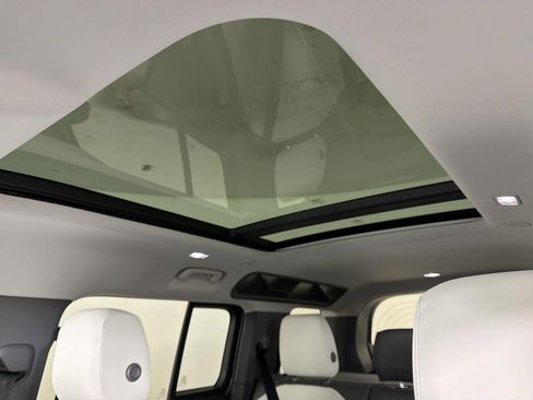 New 2026 Land Rover Defender 110 S image 9