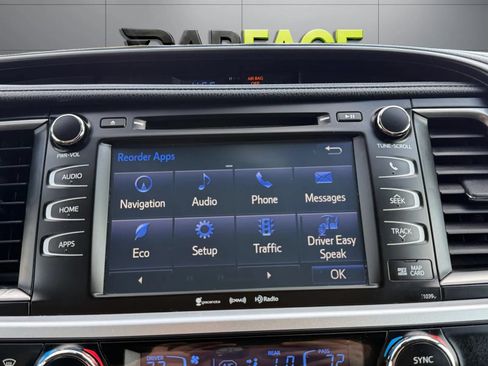Used 2019 Toyota Highlander SE AWD/4WD image 38