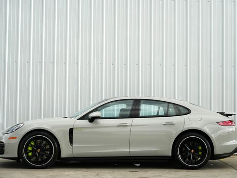 Used 2023 Porsche Panamera 4S image 53