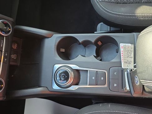 Used 2024 Ford Escape Active image 22