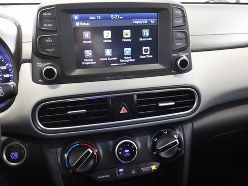 Used 2021 Hyundai Kona SEL AWD/4WD image 19