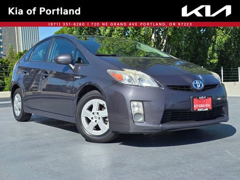 Used 2010 Toyota Prius Five FWD image 1