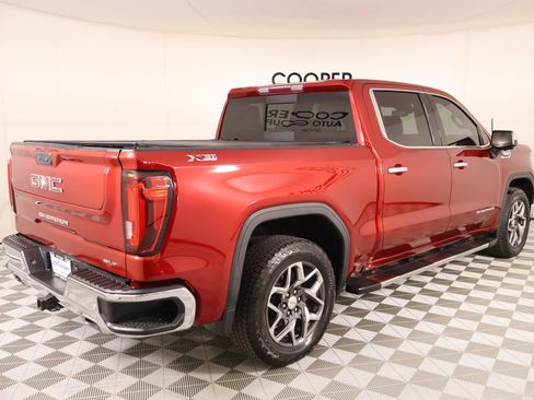 Used 2022 GMC Sierra 1500 SLT AWD/4WD image 21