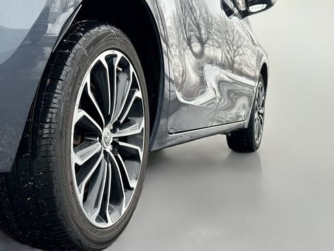 Used 2015 Toyota Corolla L image 13