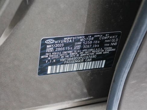 Used 2023 Genesis G80 2.5T image 41